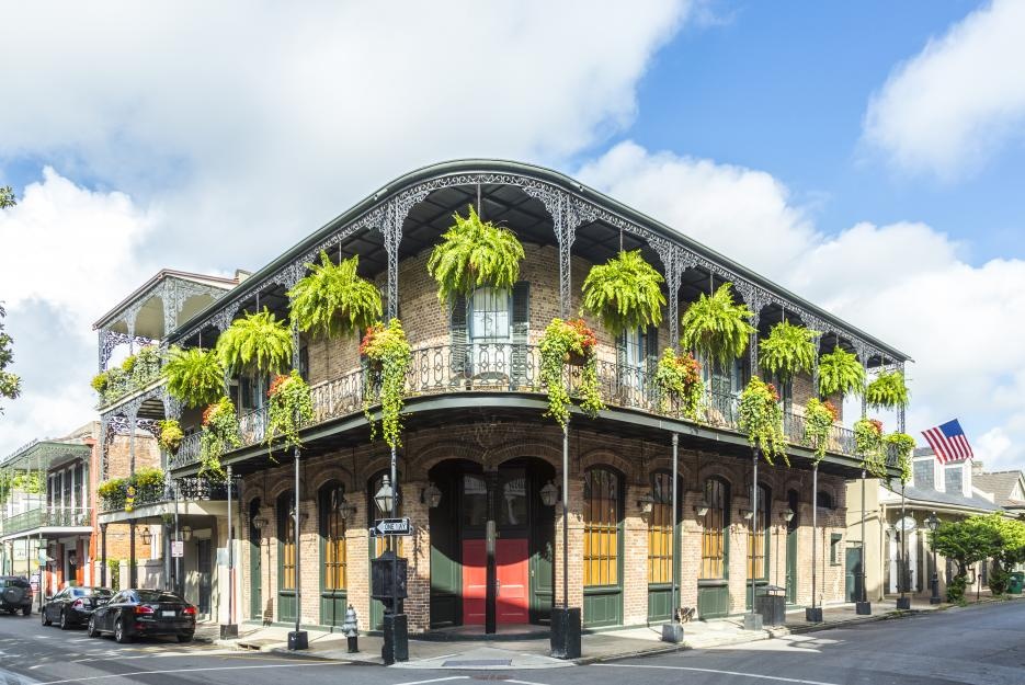 bigstock-historic-building-in-the-frenc-70072777_935